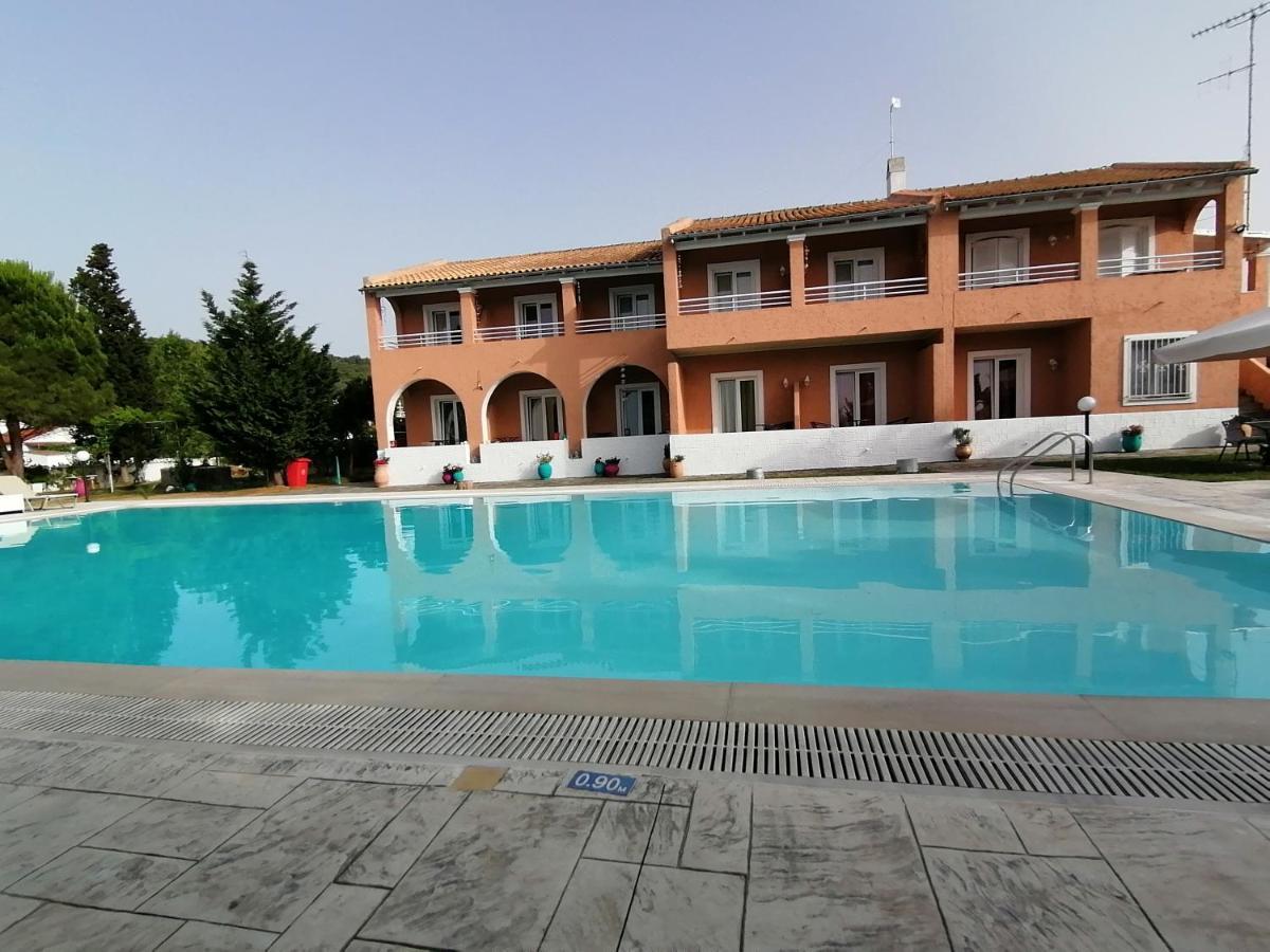 Sausan Hotel Sidari  Exterior photo