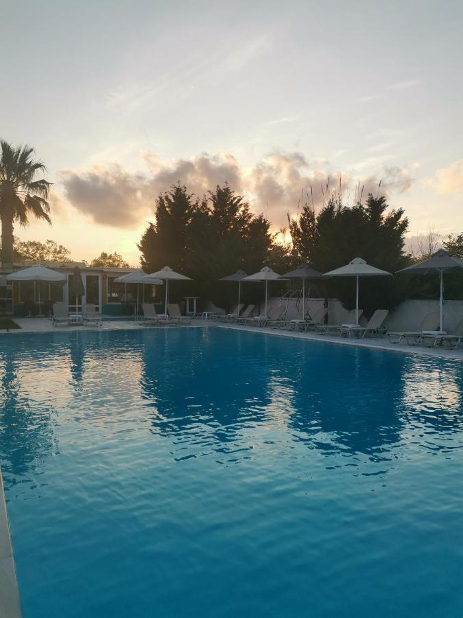 Sausan Hotel Sidari  Exterior photo